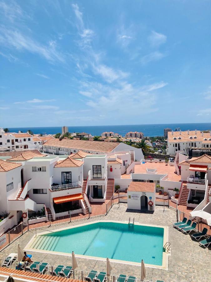 Apartment With Terrace And Pool, Los Cristianos 洛斯克里斯蒂亚诺斯 外观 照片