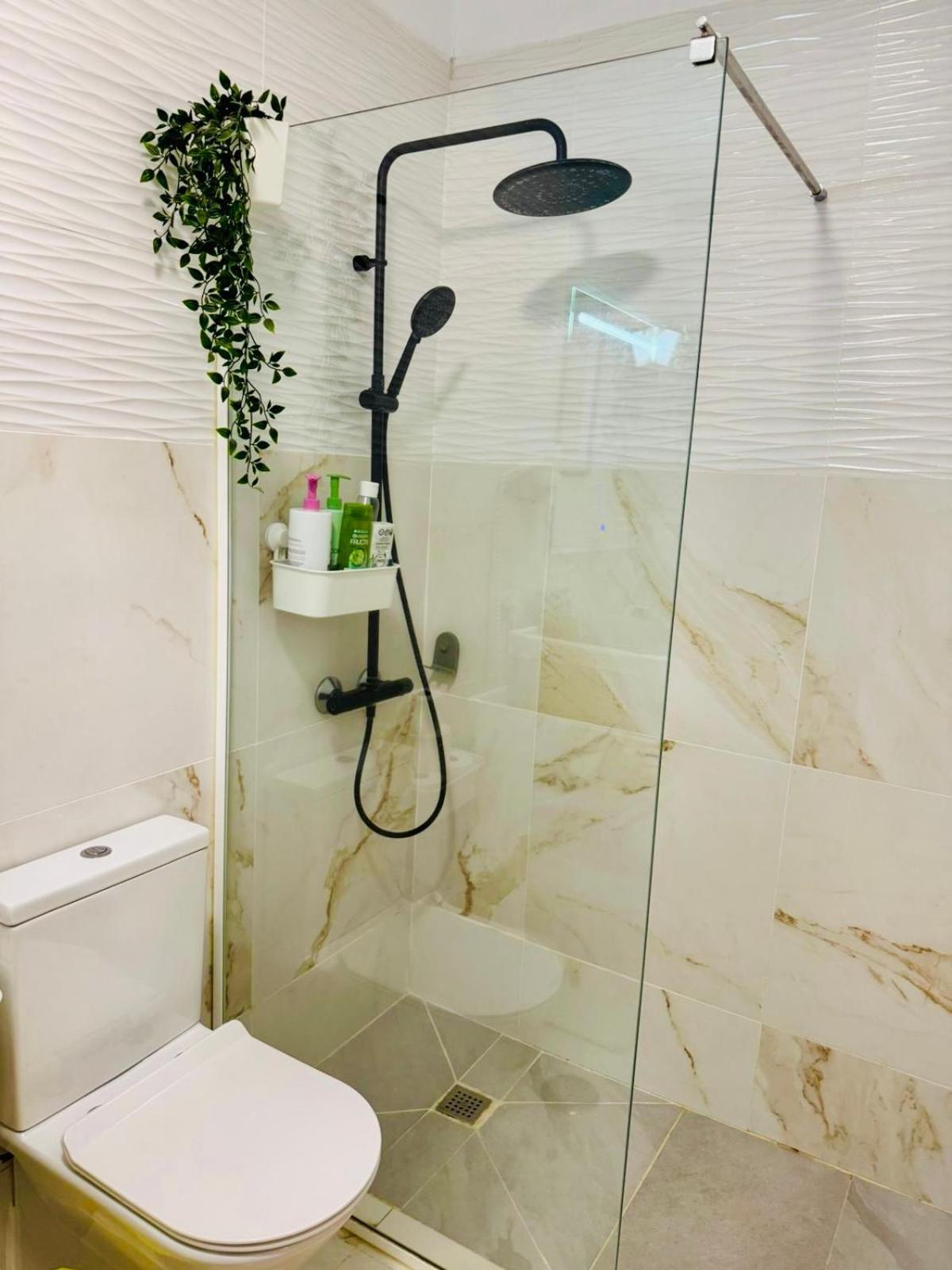 Apartment With Terrace And Pool, Los Cristianos 洛斯克里斯蒂亚诺斯 外观 照片