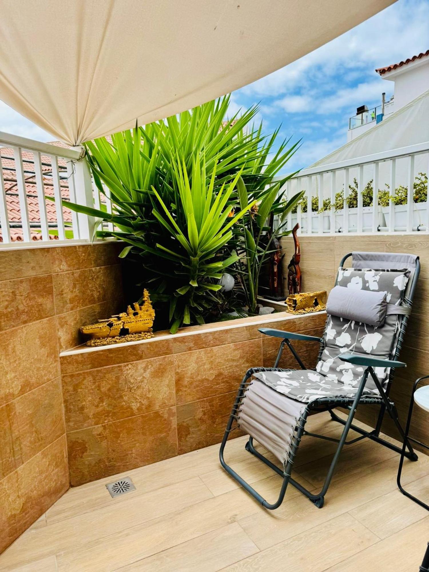 Apartment With Terrace And Pool, Los Cristianos 洛斯克里斯蒂亚诺斯 外观 照片