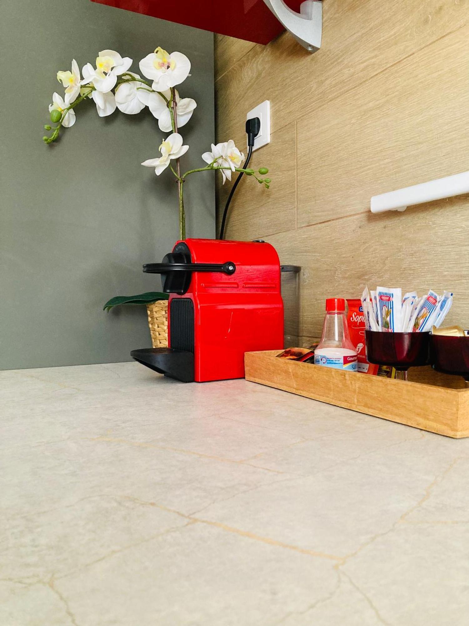 Apartment With Terrace And Pool, Los Cristianos 洛斯克里斯蒂亚诺斯 外观 照片