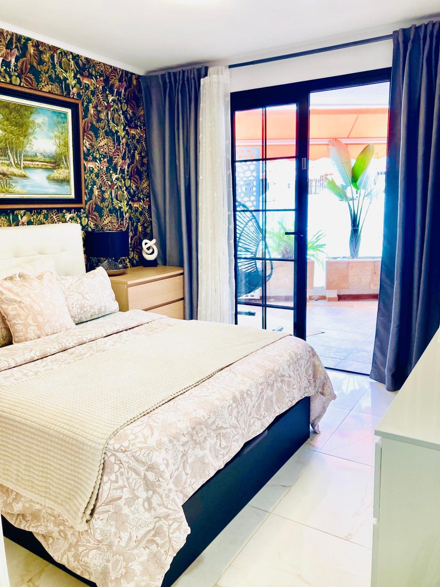 Apartment With Terrace And Pool, Los Cristianos 洛斯克里斯蒂亚诺斯 外观 照片